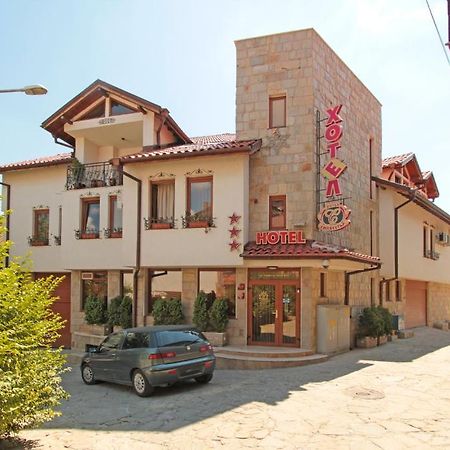 Family Hotel Silvestar Veliko Tarnovo Eksteriør billede