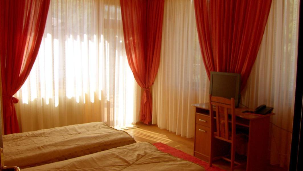 Family Hotel Silvestar Veliko Tarnovo Eksteriør billede
