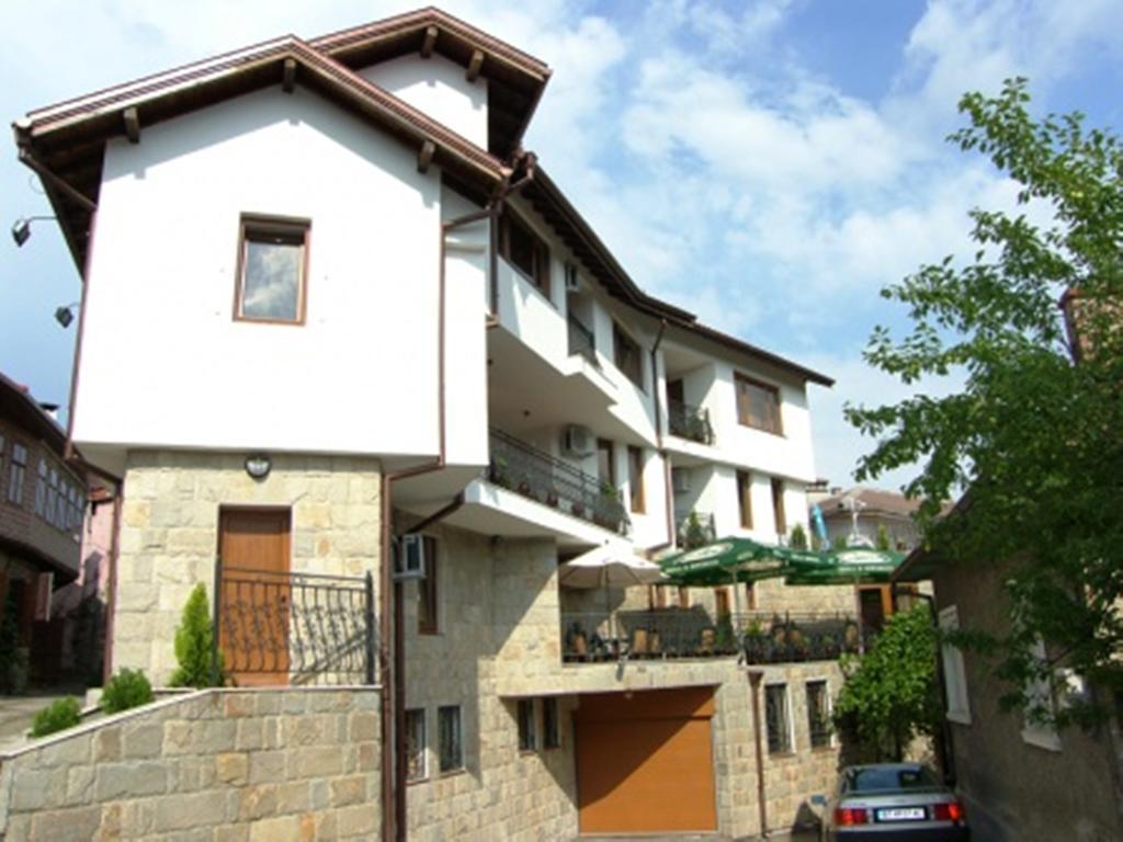 Family Hotel Silvestar Veliko Tarnovo Eksteriør billede