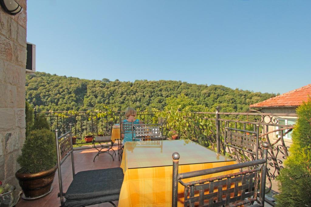 Family Hotel Silvestar Veliko Tarnovo Eksteriør billede